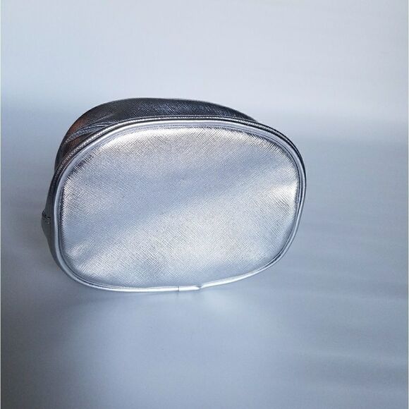 Vince Camuto cosmetic bag - Picture 2 of 7